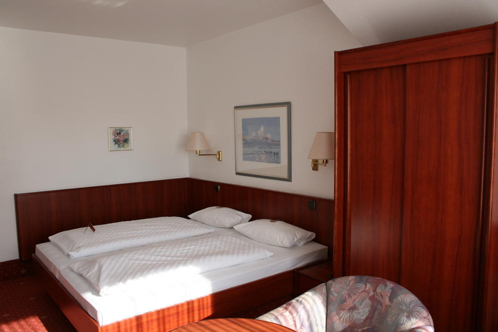 Hotel Seeblick Garni Gartow Room photo